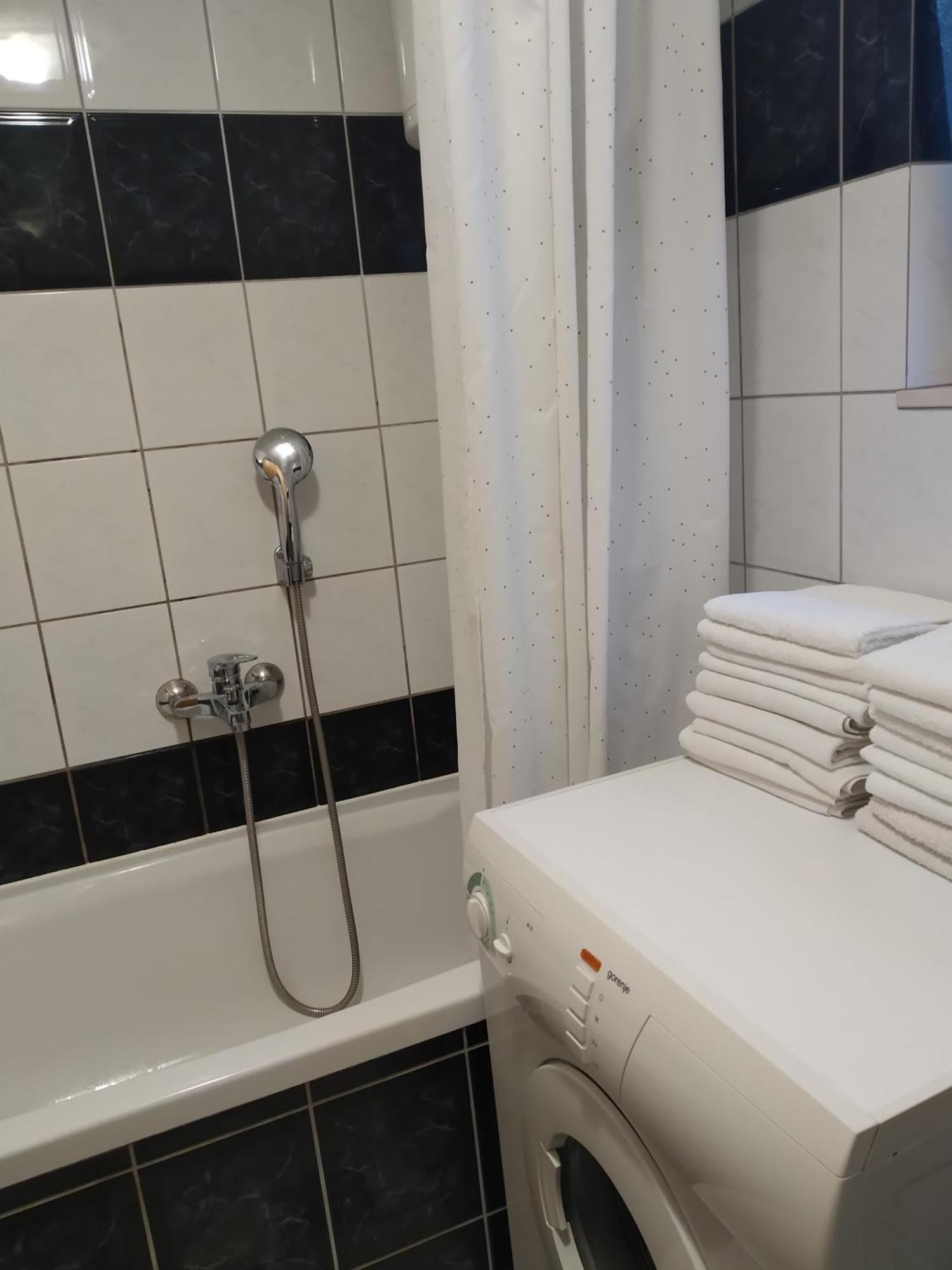 Holiday Home Milenka Рогозниця Екстер'єр фото